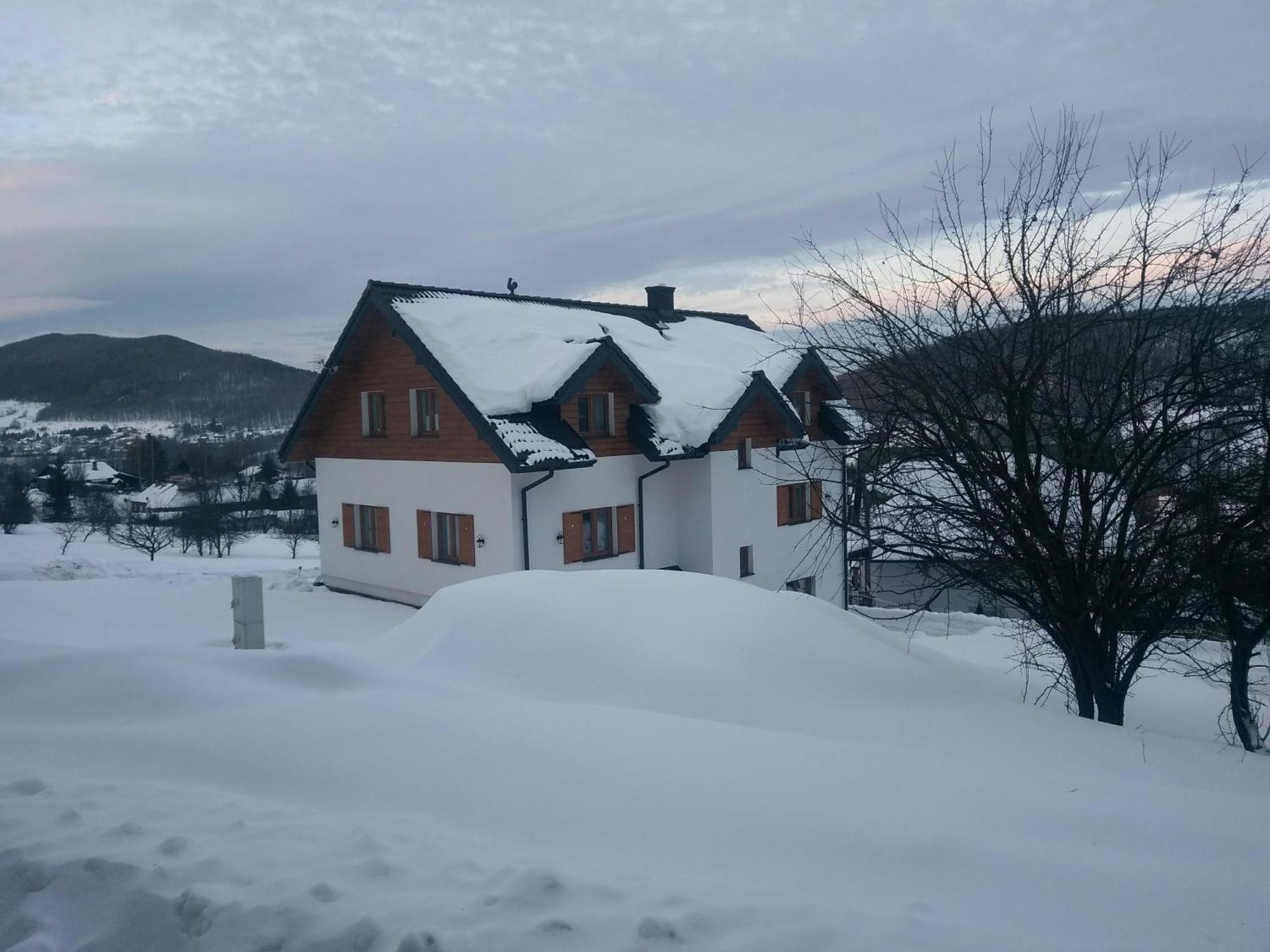 Ostoja Gromadzyn Appartement Ustrzyki Dolne Buitenkant foto